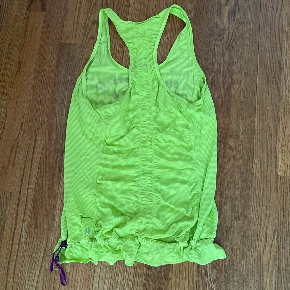 Lululemon tank - Picture 2 of 3